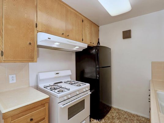 Interior, Kitchen, Tile Countertops