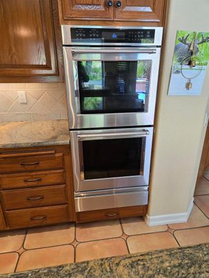 Interior, Kitchen, Stainless Steel Appliances