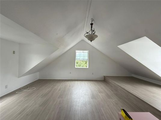 Empty room, Interior, Pendant Lights, Wood Texture Flooring