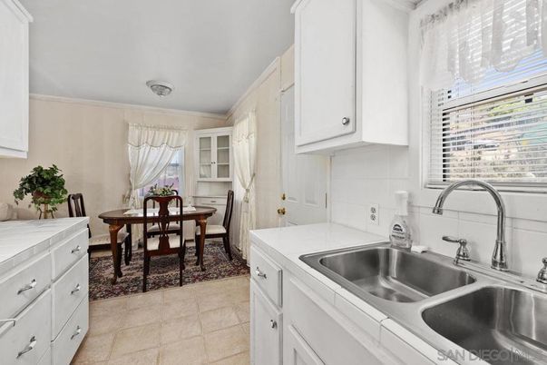 Dining room, Interior, Kitchen, Tile Countertops