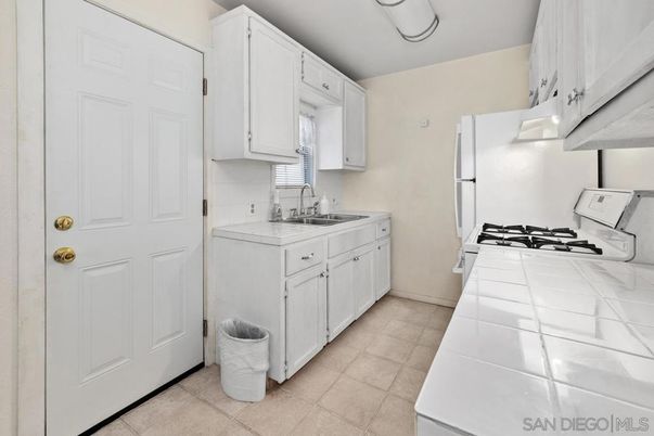 Interior, Kitchen, Tile Countertops
