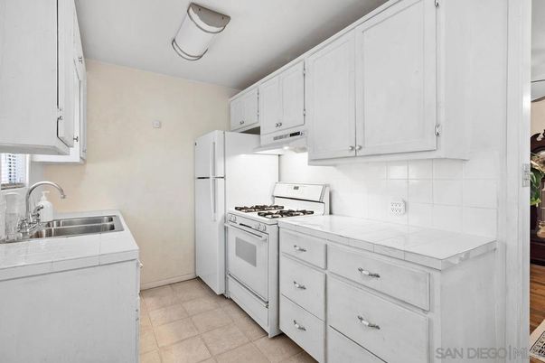 Interior, Kitchen, Tile Countertops