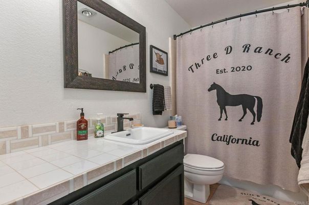 Bathroom, Interior, Tile Countertops