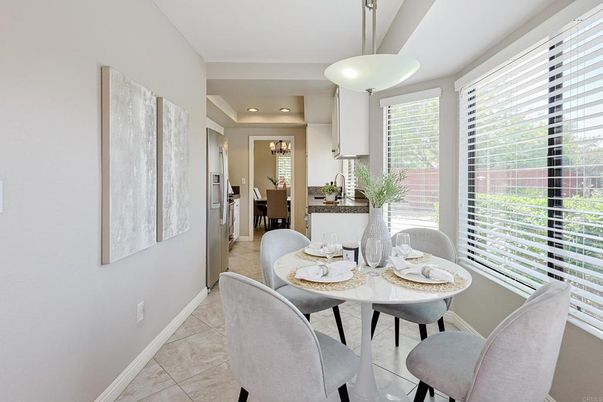 Dining room, Interior, Pendant Lights, Recessed Lighting