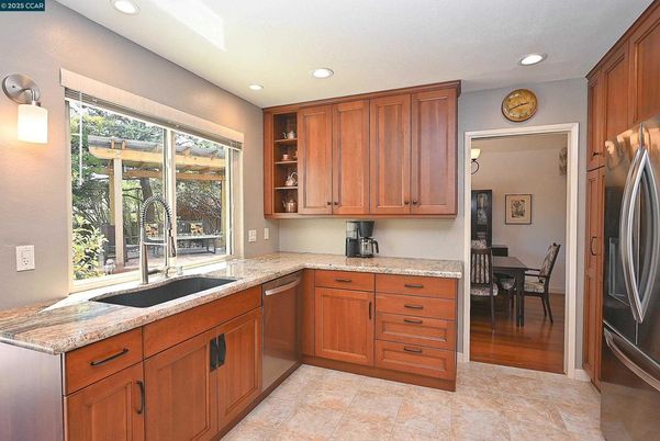 Dining room, Interior, Kitchen, Recessed Lighting, Wood Texture Flooring