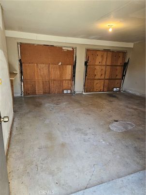 Empty room, Garage, Interior