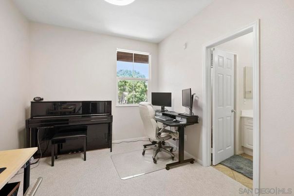 Home Office, Interior, Piano