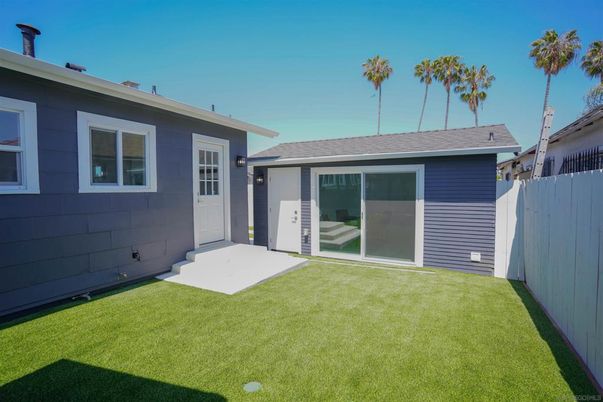 Backyard, Exterior