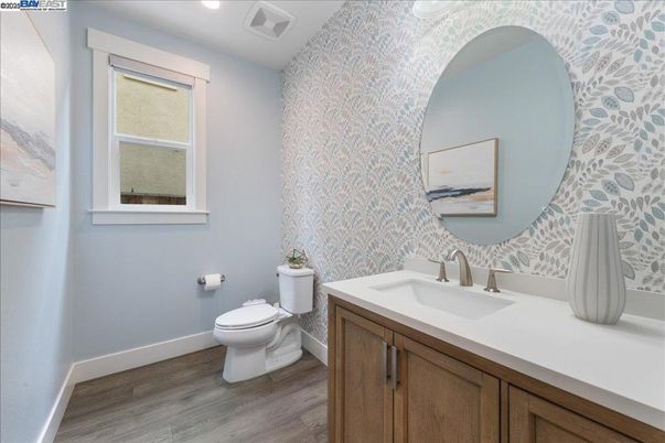 Bathroom, Interior, Recessed Lighting, Wood Texture Flooring