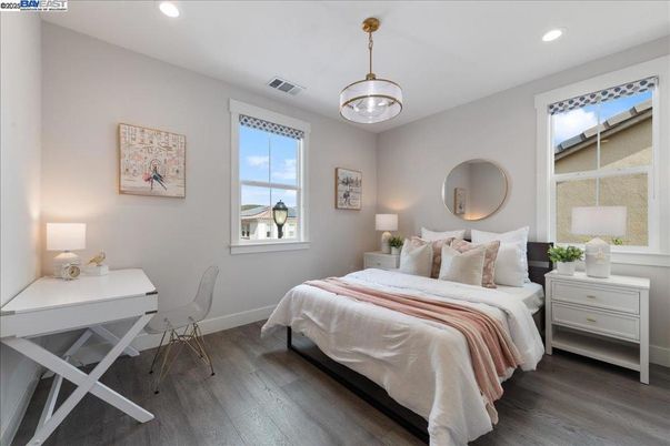 Bedroom, Home Office, Interior, Pendant Lights, Recessed Lighting, Wood Texture Flooring