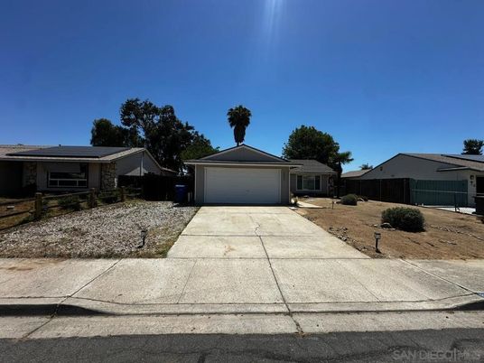 Attached, Exterior, Facade, Solar Panels, Ranch