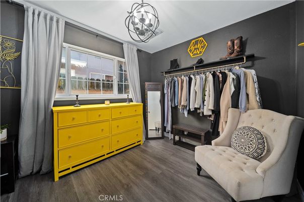 Interior, Pendant Lights, Walk-in Closets, Wood Texture Flooring