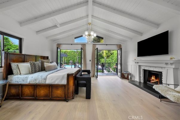 Bedroom, Fireplace, Interior, Wood Texture Flooring