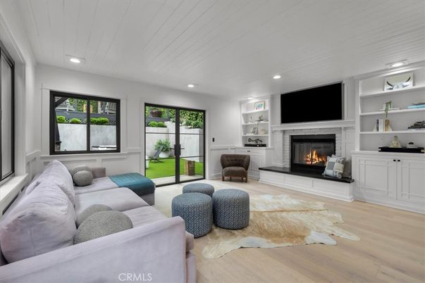 Fireplace, Interior, Living room, Recessed Lighting, Wood Texture Flooring