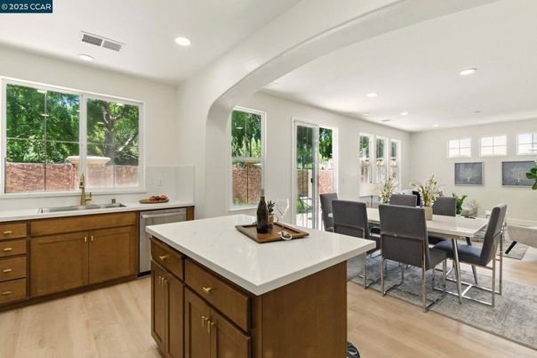 Dining room, Interior, Kitchen, Recessed Lighting, Wood Texture Flooring