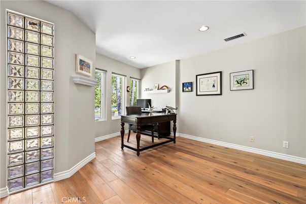 Home Office, Interior, Recessed Lighting, Wood Texture Flooring