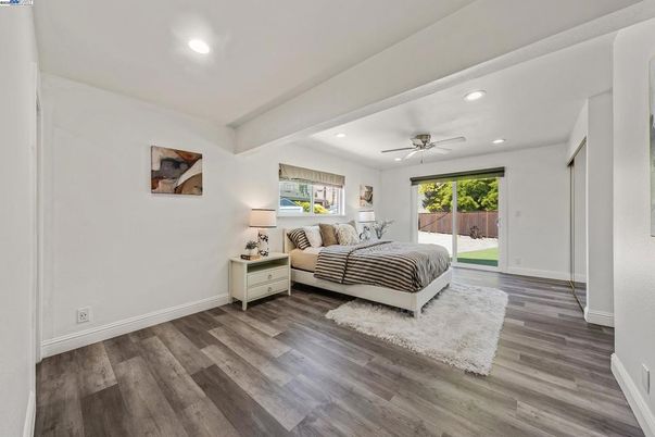 Bedroom, Interior, Recessed Lighting, Wood Texture Flooring