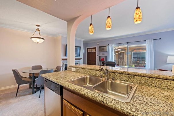 Dining room, Interior, Kitchen, Pendant Lights