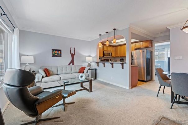 Dining room, Interior, Kitchen, Living room, Pendant Lights, Stainless Steel Appliances