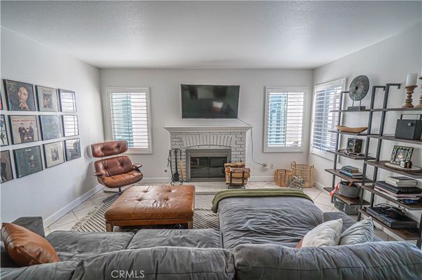 Fireplace, Interior, Living room