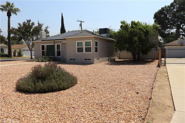 Backyard, Exterior, Solar Panels