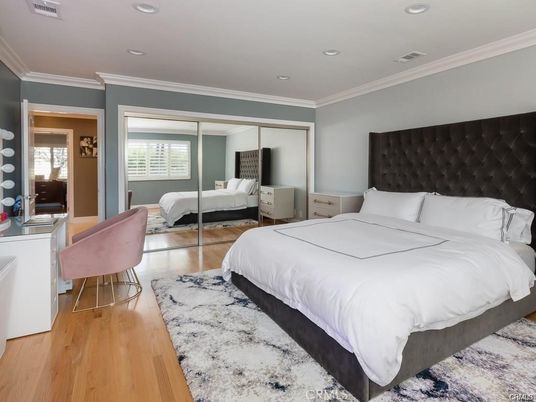 Bedroom, Interior, Recessed Lighting, Wood Texture Flooring