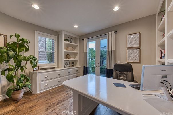 Home Office, Interior, Recessed Lighting, Wood Texture Flooring