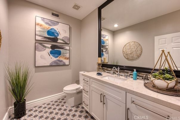 Bathroom, Interior, Recessed Lighting