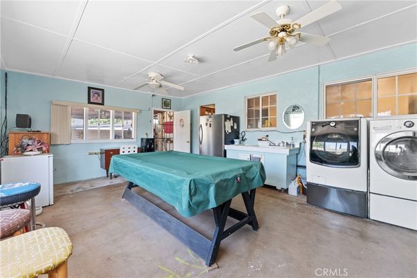 Billiard Table, Game Room, Interior, Washer