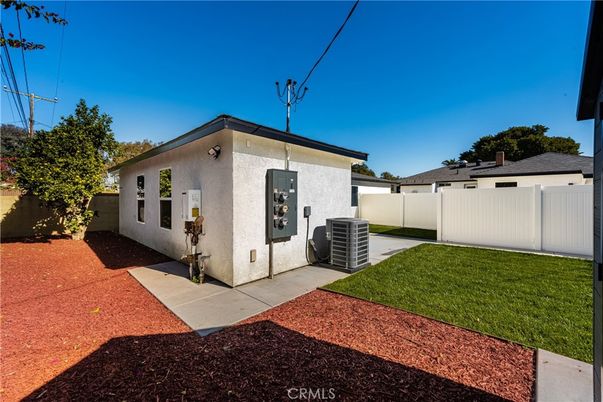 Backyard, Exterior