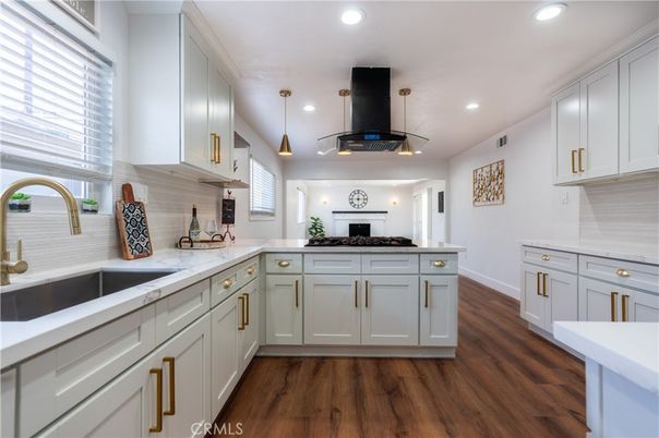 Interior, Kitchen, Pendant Lights, Recessed Lighting, Wood Texture Flooring