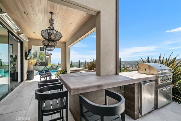 Exterior, Pendant Lights