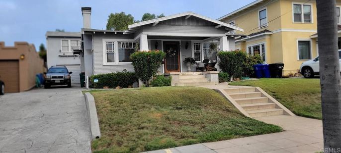 Exterior, Facade, American Craftsman