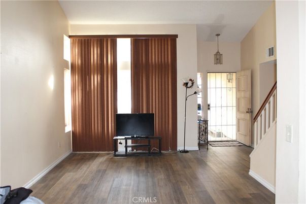 Interior, Pendant Lights, Wood Texture Flooring