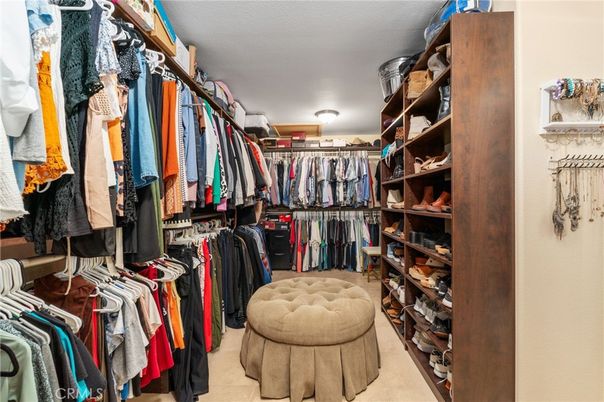 Interior, Walk-in Closets