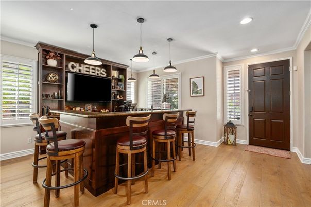 Interior, Pendant Lights, Recessed Lighting, Wood Texture Flooring