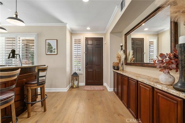 Interior, Pendant Lights, Recessed Lighting, Wood Texture Flooring