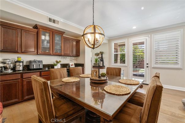 Chandelier, Dining room, Interior, Pendant Lights, Recessed Lighting, Wood Texture Flooring