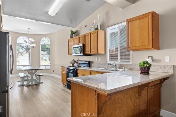 Chandelier, Dining room, Interior, Kitchen, Wood Texture Flooring