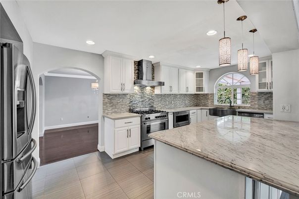 Interior, Kitchen, Pendant Lights, Recessed Lighting, Stainless Steel Appliances