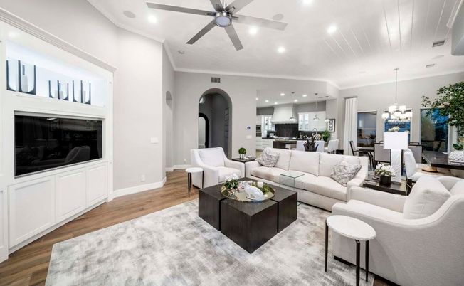 Chandelier, Dining room, Interior, Kitchen, Living room, Pendant Lights, Recessed Lighting, Stainless Steel Appliances, Wood Texture Flooring
