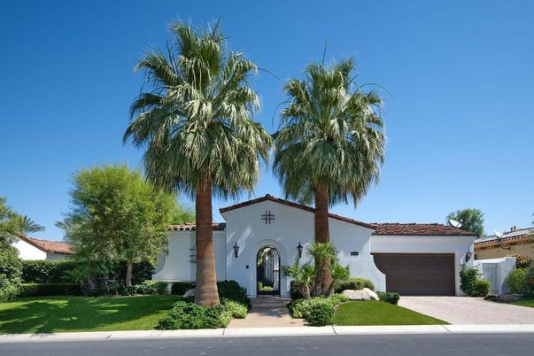 Attached, Exterior, Facade, Spanish Mediterranean