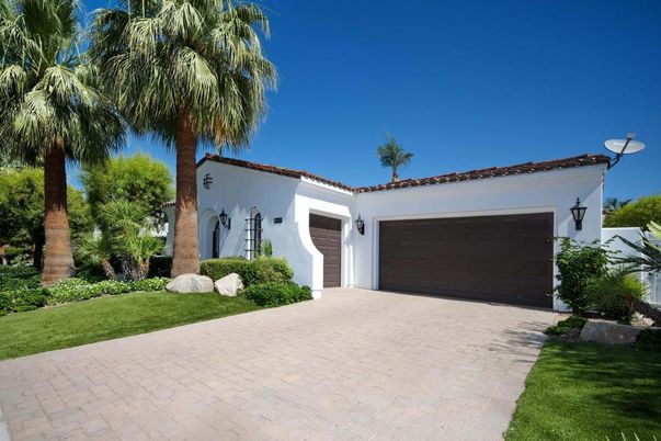Attached, Exterior, Facade, Spanish Mediterranean