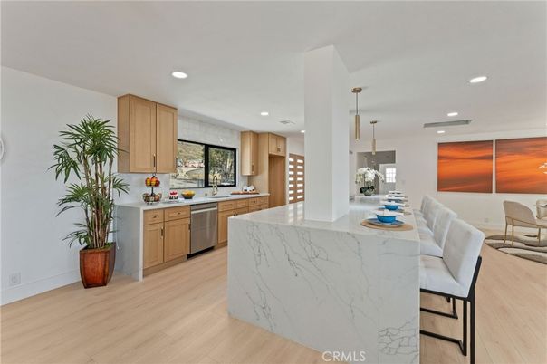 Dining room, Interior, Kitchen, Pendant Lights, Recessed Lighting, Stainless Steel Appliances, Wood Texture Flooring