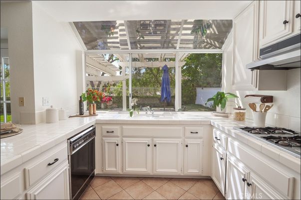 Interior, Kitchen, Tile Countertops
