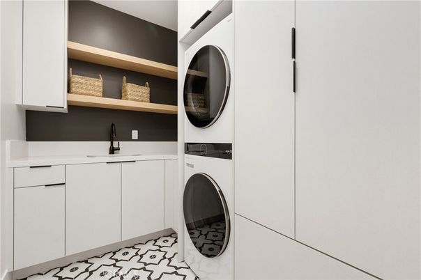 Interior, Utility Closets, Washer