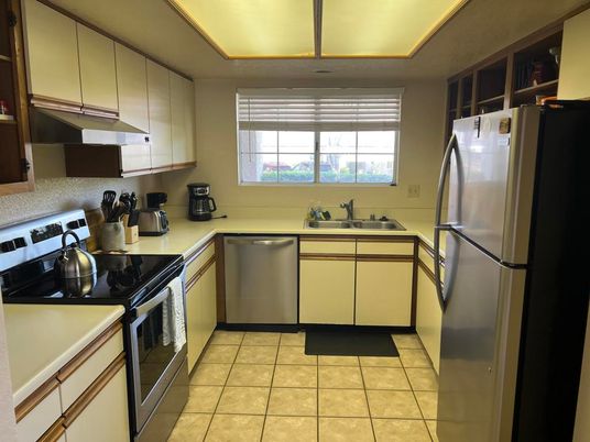 Interior, Kitchen, Stainless Steel Appliances