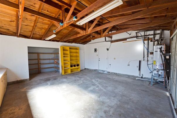 Garage, Interior, Wooden Beams, Wooden Ceilings