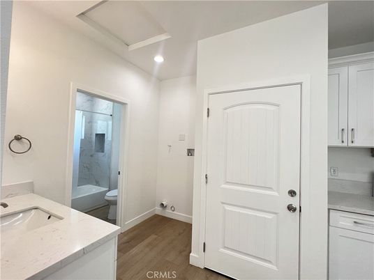Bathroom, Interior, Recessed Lighting, Wood Texture Flooring