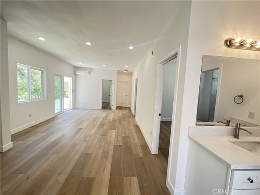Bathroom, Interior, Recessed Lighting, Wood Texture Flooring